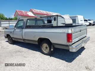 1988 Dodge D/W 100 with VIN 1B7FD04X8JS739662, listed as a IAAI auction lot 42691327 with 16,355 mi miles and . Bid and sale history available at DreamBid. Image 3.