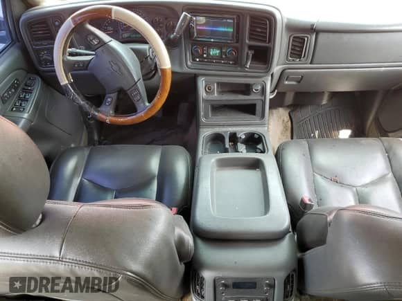 2003 Chevrolet Avalanche с VIN 3GNEK13T63G343706, выставлен на аукционе Copart как лот 80309775 с пробегом 223 586 миль миль и Списание • Salvage title. История ставок и продаж доступна на DreamBid. Изображение 8.