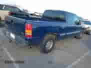 2002 GMC Sierra 1500 SLE с VIN 2GTEC19T521149253, выставлен на аукционе IAAI как лот 41470305 с пробегом 251 575 миль миль и . История ставок и продаж доступна на DreamBid. Изображение 4.