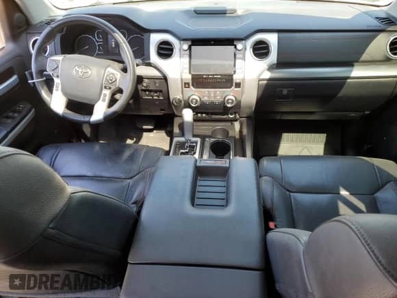 2020 Toyota Tundra SR5 z VIN 5TFDY5F18LX951291, wystawiony jako Copart lot #49254745 z przebiegiem 108 648 mil mil oraz Czysty tytuł • Clean title. Historia ofert i sprzedaży dostępna na DreamBid. Obrazek 8.