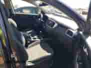 2018 Kia Sorento LX z VIN 5XYPGDA51JG347196, wystawiony jako IAAI lot #42784375 z przebiegiem 89 178 mil mil oraz . Historia ofert i sprzedaży dostępna na DreamBid. Obrazek 5.