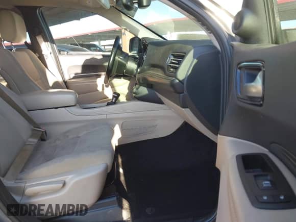 2022 Dodge Durango SXT with VIN 1C4RDHAG2NC173269, listed as a IAAI auction lot 41320760 with 67,604 mi miles and . Bid and sale history available at DreamBid. Image 5.