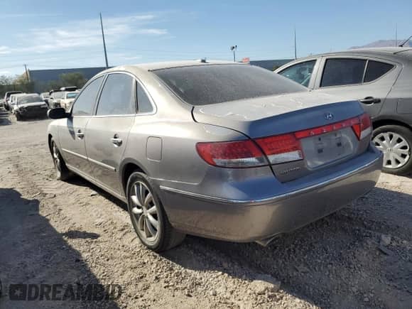 2007 Hyundai Azera SE с VIN KMHFC46F37A243645, выставлен на аукционе Copart как лот 67687895 с пробегом 169 416 миль миль и Списание • Salvage title. История ставок и продаж доступна на DreamBid. Изображение 2.