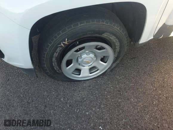 2021 Chevrolet Colorado 2WD Work Truck с VIN 1GCHSBEA3M1272861, выставлен на аукционе IAAI как лот 43526073 с пробегом 138 314 миль миль и . История ставок и продаж доступна на DreamBid. Изображение 18.