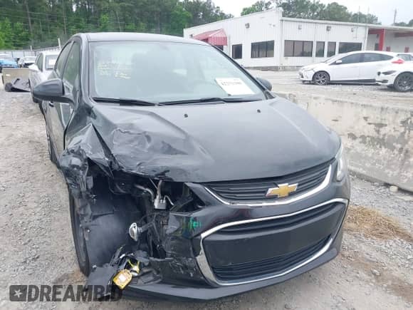 2018 Chevrolet Sonic LS с VIN 1G1JB5SH9J4126214, выставлен на аукционе IAAI как лот 42253300 с пробегом 84 727 миль миль и . История ставок и продаж доступна на DreamBid. Изображение 12.