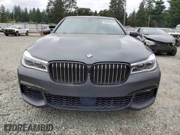 2018 BMW 7 Series ALPINA B7 xDrive with VIN WBA7F2C58JG424581, listed as a Copart auction lot 60870965 with 41,405 mi miles and Salvage title. Bid and sale history available at DreamBid. Image 5.