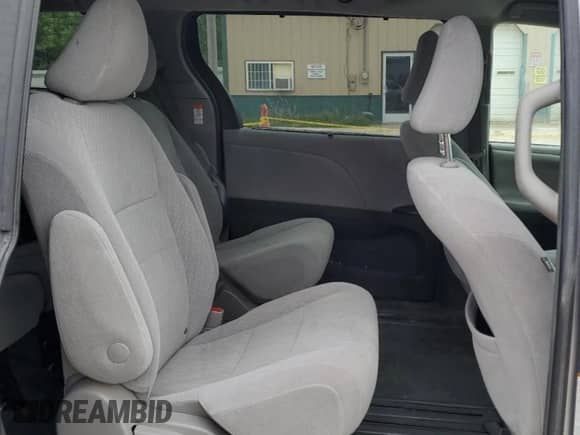 2018 Toyota Sienna LE Auto Access Seat with VIN 5TDKZ3DC2JS956731, listed as a Copart auction lot 63829205 with 142,925 mi miles and Salvage title. Bid and sale history available at DreamBid. Image 11.