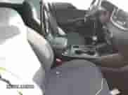 2020 Kia Sorento LX z VIN 5XYPG4A58LG660524, wystawiony jako IAAI lot #41505220 z przebiegiem 60 252 mil mil oraz . Historia ofert i sprzedaży dostępna na DreamBid. Obrazek 5.