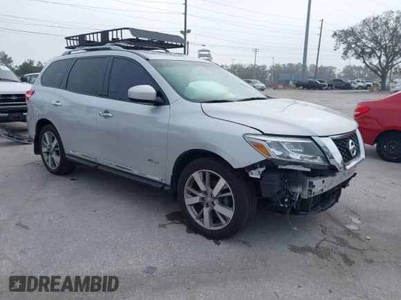 2014 Nissan Pathfinder Platinum Hybrid with VIN 5N1CR2MM5EC643103, listed as a IAAI auction lot 41243310 with 90,162 mi miles and . Bid and sale history available at DreamBid. Image 1.