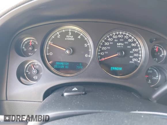 2009 Chevrolet Tahoe 2LT with VIN 1GNFK23079R260424, listed as a IAAI auction lot 43026277 with 253,109 mi miles and . Bid and sale history available at DreamBid. Image 7.