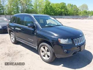 2014 Jeep Compass Latitude с VIN 1C4NJDEB9ED558420, выставлен на аукционе IAAI как лот 39277541 с пробегом 109 213 миль миль и . История ставок и продаж доступна на DreamBid. Изображение 1.