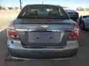 2011 Chevrolet Aveo 1LT z VIN KL1TD5DE0BB247537, wystawiony jako Copart lot #76715284 z przebiegiem 152 509 mil mil oraz Szkoda całkowita • Salvage title. Historia ofert i sprzedaży dostępna na DreamBid. Obrazek 6.