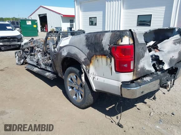 2018 Ford F-150 XL z VIN 1FTEW1EP2JFA87561, wystawiony jako IAAI lot #42058424 z przebiegiem Nie podano mil oraz . Historia ofert i sprzedaży dostępna na DreamBid. Obrazek 3.