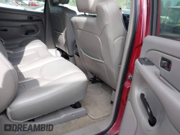 2005 Chevrolet Suburban LT с VIN 1GNFK16ZX5J118713, выставлен на аукционе IAAI как лот 43465273 с пробегом 231 992 миль миль и . История ставок и продаж доступна на DreamBid. Изображение 8.