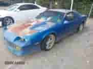 1992 Chevrolet Camaro RS z VIN 1G1FP23EXNL143383, wystawiony jako IAAI lot #43098716 z przebiegiem 181 189 mil mil oraz . Historia ofert i sprzedaży dostępna na DreamBid. Obrazek 2.