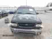 2000 Ford Explorer Sport с VIN 1FMYU60E0YUA32680, выставлен на аукционе IAAI как лот 43313986 с пробегом 286 978 миль миль и . История ставок и продаж доступна на DreamBid. Изображение 12.