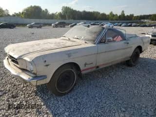 1965 Ford Mustang z VIN 5F09C323160, wystawiony jako Copart lot #71637835 z przebiegiem 926 379 mil mil oraz Czysty tytuł • Clean title. Historia ofert i sprzedaży dostępna na DreamBid. Obrazek 1.
