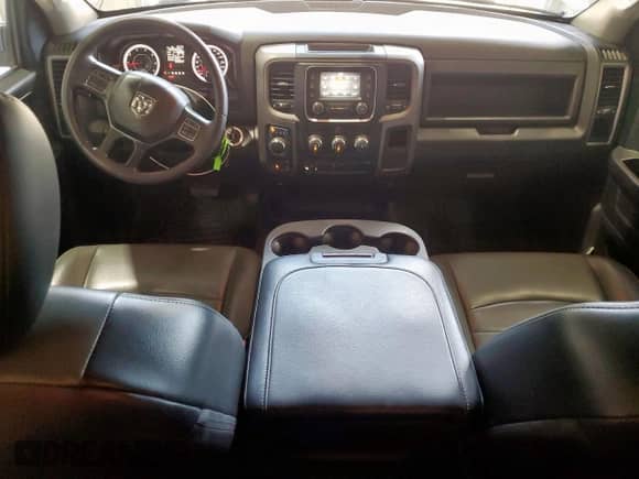 2022 Ram 1500 Tradesman z VIN 1C6RR7KG5NS156196, wystawiony jako Copart lot #81018835 z przebiegiem 90 820 mil mil oraz Szkoda całkowita • Salvage title. Historia ofert i sprzedaży dostępna na DreamBid. Obrazek 8.