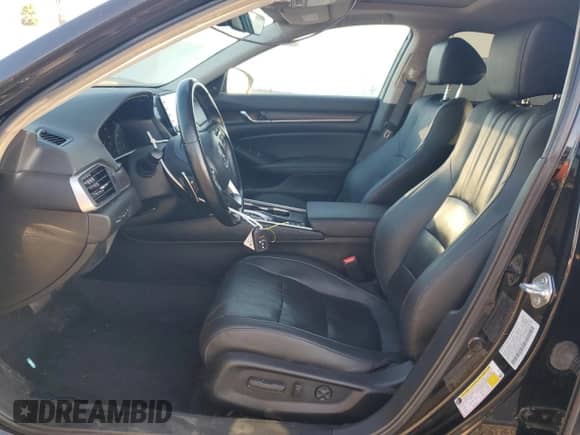 2021 Honda Accord Touring с VIN 1HGCV2F94MA012203, выставлен на аукционе Copart как лот 70909375 с пробегом 57 528 миль миль и Списание • Salvage title. История ставок и продаж доступна на DreamBid. Изображение 7.