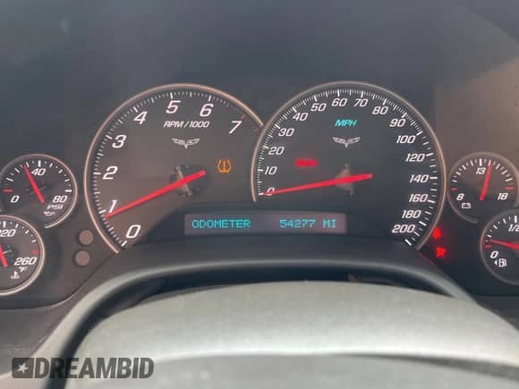 2011 Chevrolet Corvette 1LT с VIN 1G1YA2DW4B5105066, выставлен на аукционе Copart как лот 68143335 с пробегом 54 277 миль миль и Чистый • Clean title. История ставок и продаж доступна на DreamBid. Изображение 8.