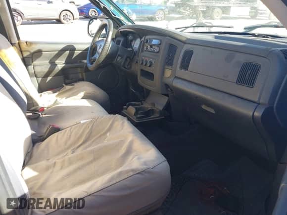 2002 Dodge 1500 z VIN 1D7HA18N82S635356, wystawiony jako IAAI lot #43531204 z przebiegiem Nie podano mil oraz . Historia ofert i sprzedaży dostępna na DreamBid. Obrazek 5.