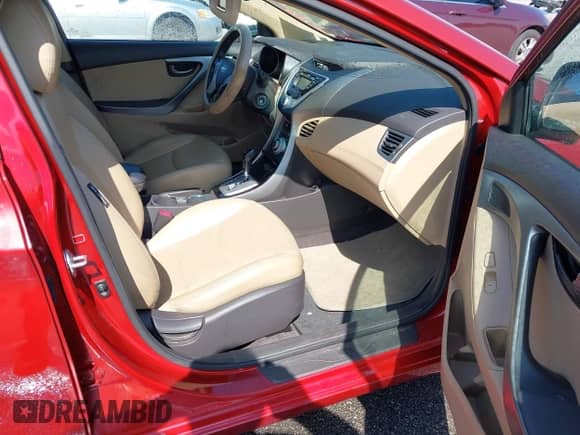 2011 Hyundai Elantra GLS z VIN KMHDH4AE1BU131280, wystawiony jako IAAI lot #42718484 z przebiegiem 141 840 mil mil oraz . Historia ofert i sprzedaży dostępna na DreamBid. Obrazek 5.