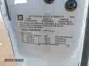 2005 Chevrolet Silverado 1500 Z71 z VIN 2GCEK13T551287925, wystawiony jako IAAI lot #43392727 z przebiegiem 275 768 mil mil oraz . Historia ofert i sprzedaży dostępna na DreamBid. Obrazek 9.