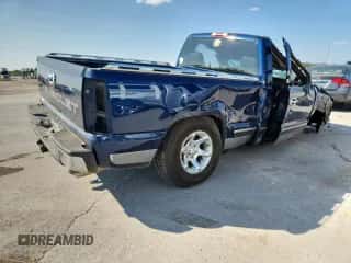 2001 Chevrolet Silverado 1500 z VIN 1GCEC14V11Z161429, wystawiony jako Copart lot #81408005 z przebiegiem Nie podano mil oraz Nie do naprawy • Non repairable. Historia ofert i sprzedaży dostępna na DreamBid. Obrazek 3.