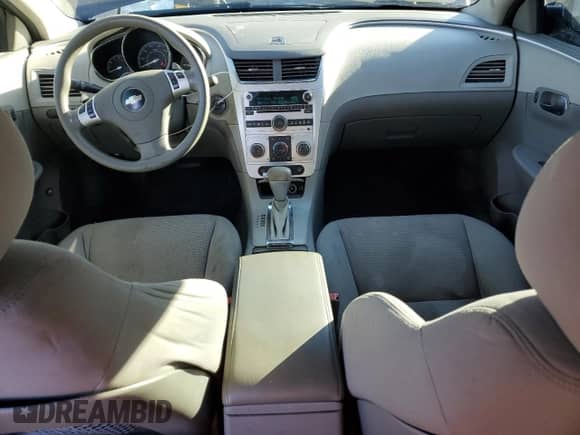 2010 Chevrolet Malibu 1LT с VIN 1G1ZC5EB6AF103405, выставлен на аукционе Copart как лот 86847845 с пробегом 147 777 миль миль и Списание • Salvage title. История ставок и продаж доступна на DreamBid. Изображение 8.