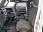 2024 Jeep Wrangler Sport S с VIN 1C4PJXDG8RW244260, выставлен на аукционе Copart как лот 84005155 с пробегом Не указан миль и Списание • Salvage title. История ставок и продаж доступна на DreamBid. Изображение 7.