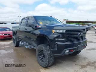 2020 Chevrolet Silverado 1500 LT Trail Boss z VIN 1GCPYFED9LZ124029, wystawiony jako IAAI lot #42178747 z przebiegiem 320 721 mil mil oraz . Historia ofert i sprzedaży dostępna na DreamBid. Obrazek 1.