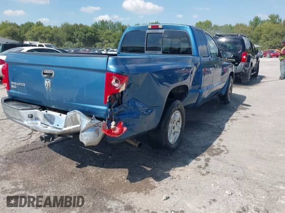 2005 Dodge Dakota SLT with VIN 1D7HE42K75S246250, listed as a IAAI auction lot 43359790 with 225,930 mi miles and . Bid and sale history available at DreamBid. Image 6.