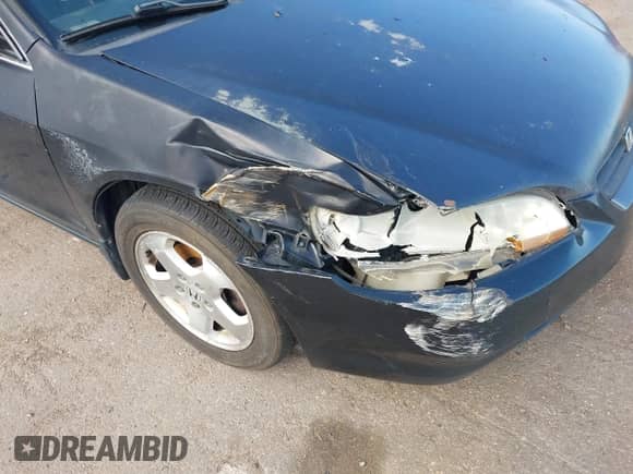 2000 Honda Accord EX с VIN 1HGCG2252YA028127, выставлен на аукционе IAAI как лот 42714113 с пробегом 177 353 миль миль и . История ставок и продаж доступна на DreamBid. Изображение 12.