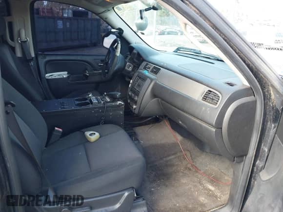 2012 Chevrolet Tahoe Commercial с VIN 1GNLC2E04CR290775, выставлен на аукционе IAAI как лот 41028027 с пробегом 103 762 миль миль и . История ставок и продаж доступна на DreamBid. Изображение 5.