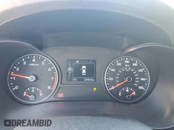 2016 Kia Optima EX with VIN 5XXGU4L34GG032331, listed as a Copart auction lot 71557155 with 127,419 mi miles and Salvage title. Bid and sale history available at DreamBid. Image 9.