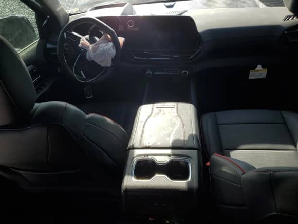 2024 Chevrolet Silverado EV RST с VIN 1GC40ZEL9RU302384, выставлен на аукционе Copart как лот 65183775 с пробегом Не указан миль и Списание • Salvage title. История ставок и продаж доступна на DreamBid. Изображение 8.