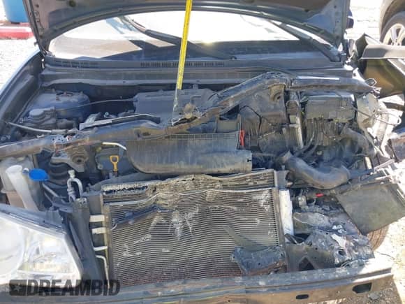 2009 Hyundai Elantra GLS z VIN KMHDU46D29U678662, wystawiony jako IAAI lot #43174076 z przebiegiem 103 833 mil mil oraz . Historia ofert i sprzedaży dostępna na DreamBid. Obrazek 10.