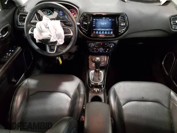 2020 Jeep Compass Limited with VIN 3C4NJDCB2LT137441, listed as a Copart auction lot 70953335 with 62,883 mi miles and Salvage title. Bid and sale history available at DreamBid. Image 8.