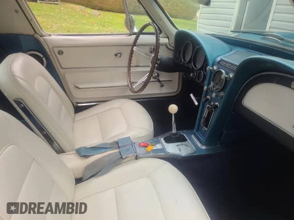 1965 Chevrolet Corvette with VIN 194375S104911, listed as a Copart auction lot 78897144 with 119,943 mi miles and Clean title. Bid and sale history available at DreamBid. Image 5.