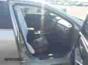 2017 Toyota Camry Hybrid LE z VIN 4T1BD1FK0HU222078, wystawiony jako IAAI lot #43065553 z przebiegiem 141 297 mil mil oraz . Historia ofert i sprzedaży dostępna na DreamBid. Obrazek 5.