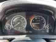 2011 BMW 7 Series 750Li z VIN WBAKB8C55BCY66557, wystawiony jako Copart lot #71077225 z przebiegiem 197 737 mil mil oraz Czysty tytuł • Clean title. Historia ofert i sprzedaży dostępna na DreamBid. Obrazek 9.