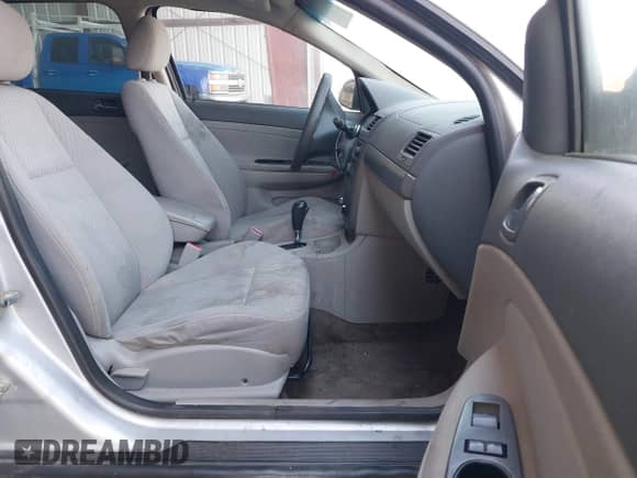 2007 Chevrolet Cobalt LT with VIN 1G1AL55F477164450, listed as a IAAI auction lot 43061382 with 188,016 mi miles and . Bid and sale history available at DreamBid. Image 5.