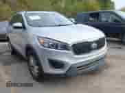 2016 Kia Sorento L with VIN 5XYPG4A31GG041137, listed as a IAAI auction lot 43442599 with 77,913 mi miles and . Bid and sale history available at DreamBid. Image 1.