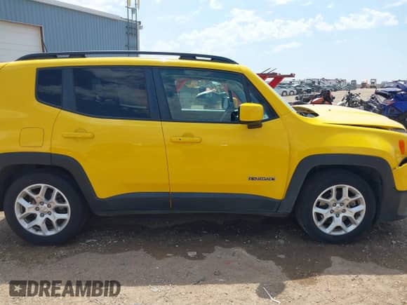 2018 Jeep Renegade Latitude with VIN ZACCJABB2JPJ27064, listed as a IAAI auction lot 42952232 with 44,706 mi miles and . Bid and sale history available at DreamBid. Image 13.