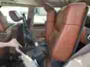2007 Jeep Commander Limited z VIN 1J8HG58247C550546, wystawiony jako Copart lot #61238305 z przebiegiem Nie podano mil oraz Szkoda całkowita • Salvage title. Historia ofert i sprzedaży dostępna na DreamBid. Obrazek 10.