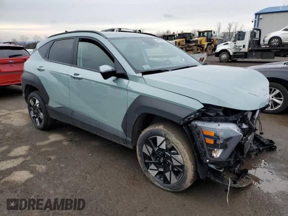 2024 Hyundai Kona SEL with VIN KM8HBCAB2RU058398, listed as a Copart auction lot 44371424 with Not provided miles and Salvage title. Bid and sale history available at DreamBid. Image 4.