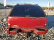 2001 Chevrolet Blazer LS z VIN 1GNCT18W51K123809, wystawiony jako Copart lot #86491294 z przebiegiem 211 514 mil mil oraz Szkoda całkowita • Salvage title. Historia ofert i sprzedaży dostępna na DreamBid. Obrazek 6.