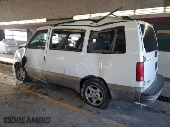 2004 Chevrolet Astro с VIN 1GNDM19X44B103760, выставлен на аукционе Copart как лот 45551785 с пробегом 194 936 миль миль и Списание • Salvage title. История ставок и продаж доступна на DreamBid. Изображение 2.