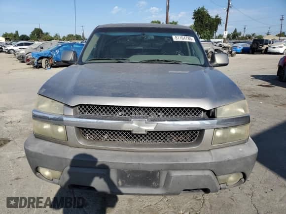 2002 Chevrolet Avalanche z VIN 3GNEC13T62G115040, wystawiony jako Copart lot #81164785 z przebiegiem 235 266 mil mil oraz Szkoda całkowita • Salvage title. Historia ofert i sprzedaży dostępna na DreamBid. Obrazek 5.