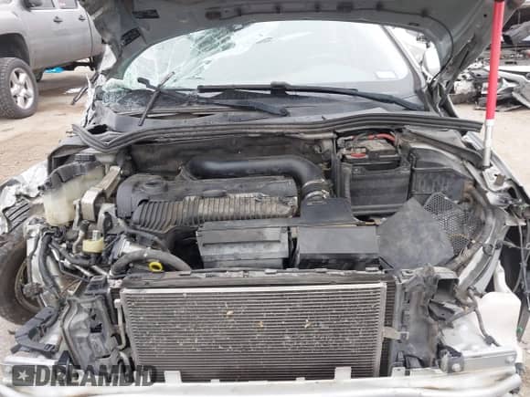 2013 Volvo S60 T5 Premier z VIN YV1612FS8D1212862, wystawiony jako IAAI lot #43112996 z przebiegiem 159 493 mil mil oraz . Historia ofert i sprzedaży dostępna na DreamBid. Obrazek 10.